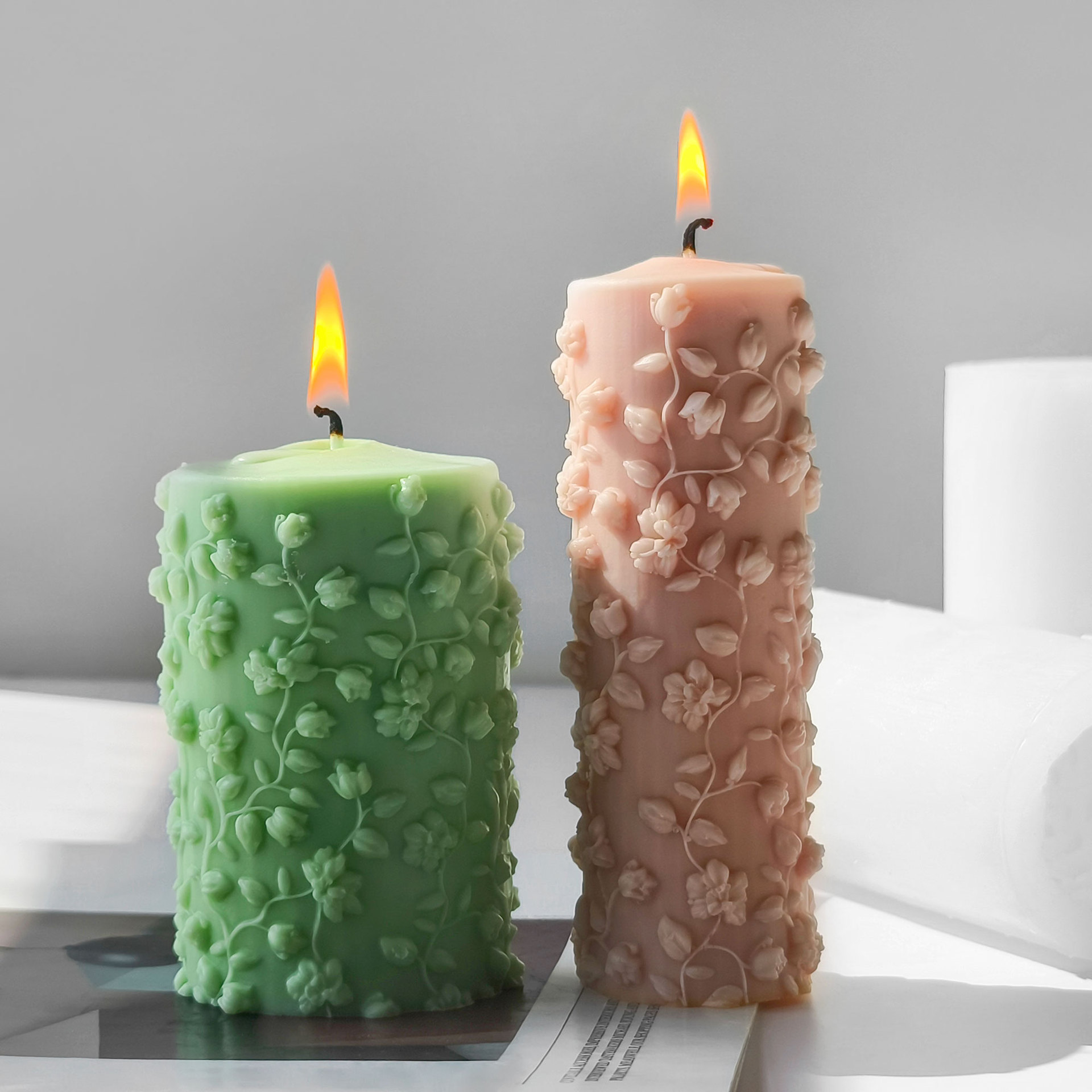 3D Cylinder Embossed Vines Mol - đánh giá và giá Candle Making Vinings